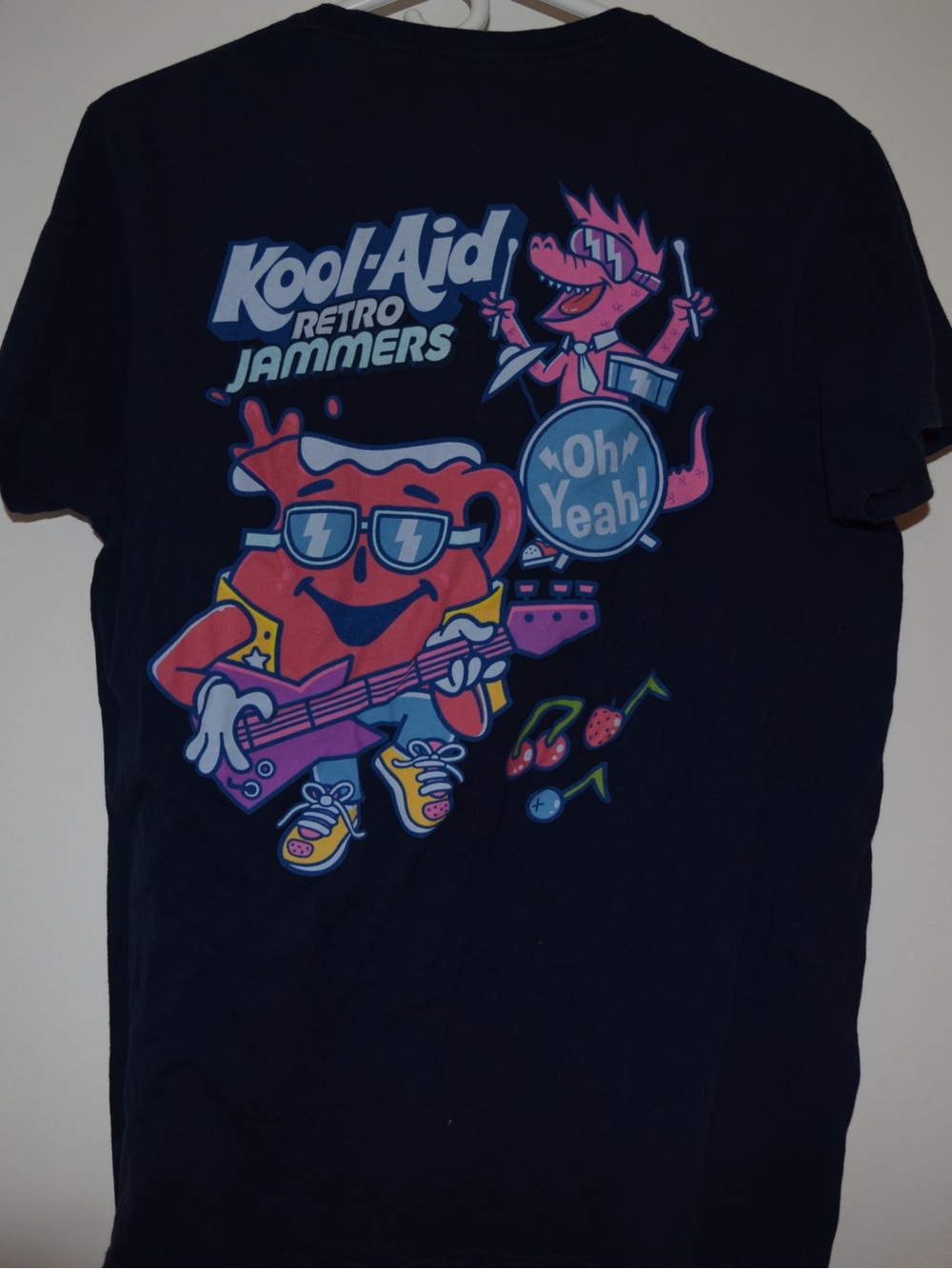 Kool-Aid Retro Jammers Graphic Tee Medium Navy Blue Kool Aid Man Guitar